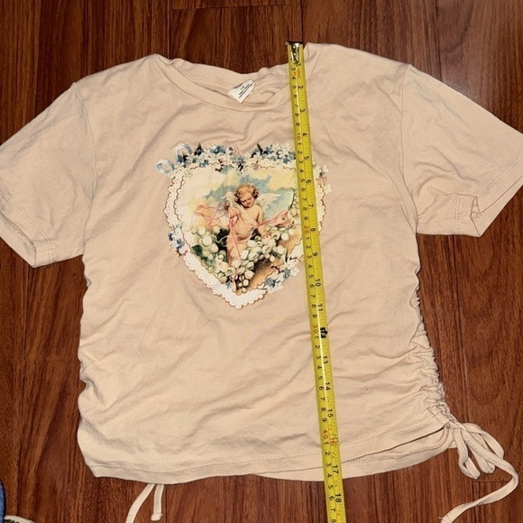 Urban outfitters angel cherub heart ruched t-shirt tee crop top beige neutral L - Picture 4 of 9